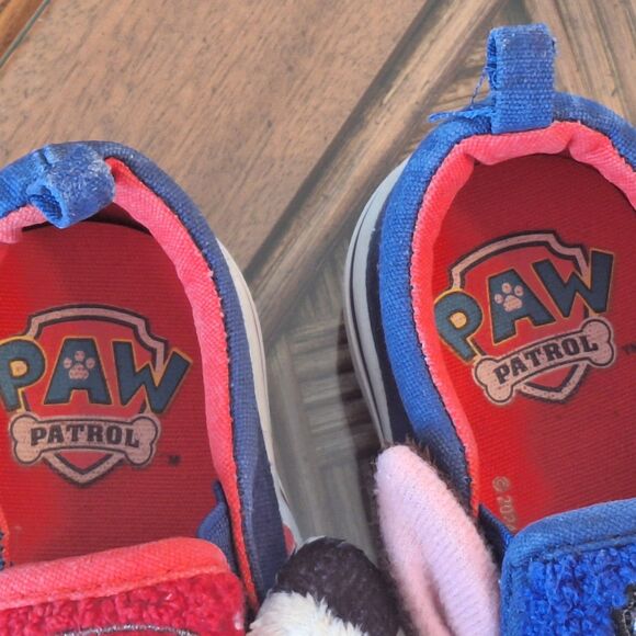 Paw Patrol Characters Toddler Kids Fleece Slip-On Sneakers size 7 shoes - Picture 7 of 10